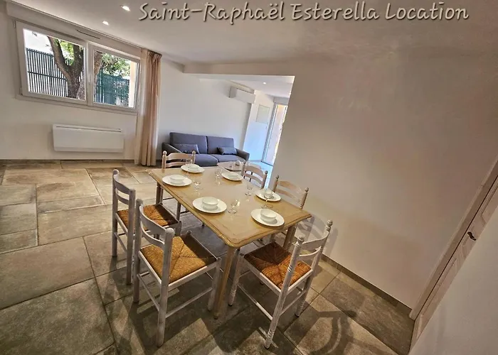 Saint-raphael Esterella Location 