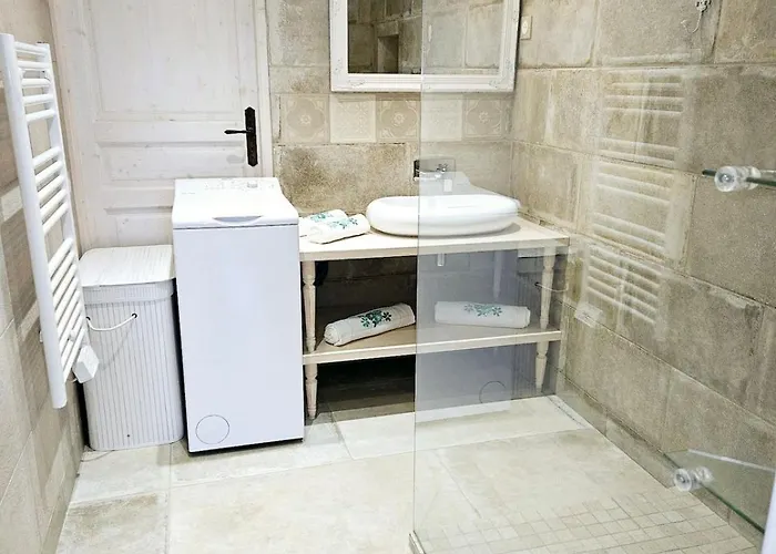 Saint-raphael Esterella Location 